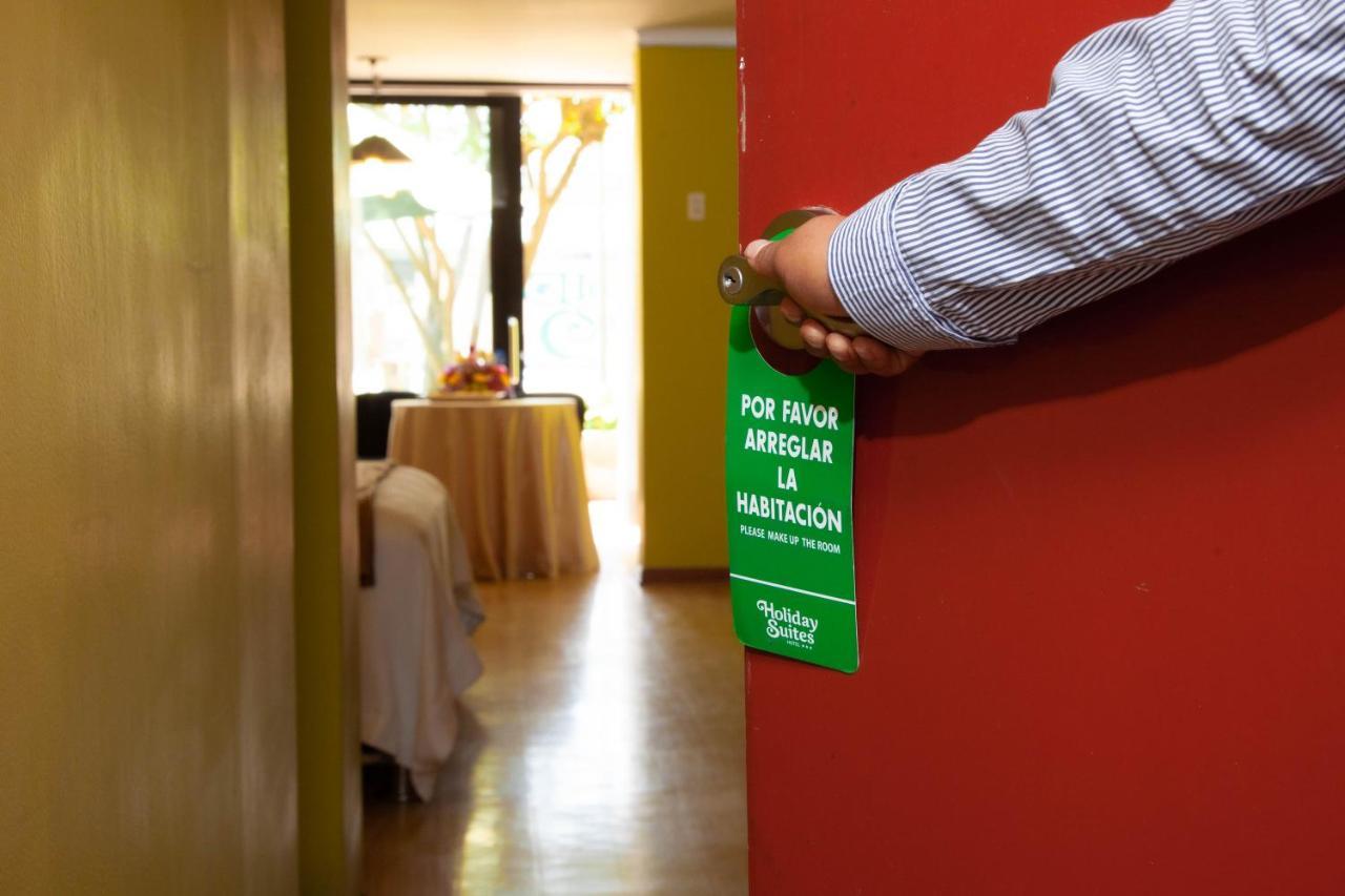 Holiday Suites Tacna Extérieur photo