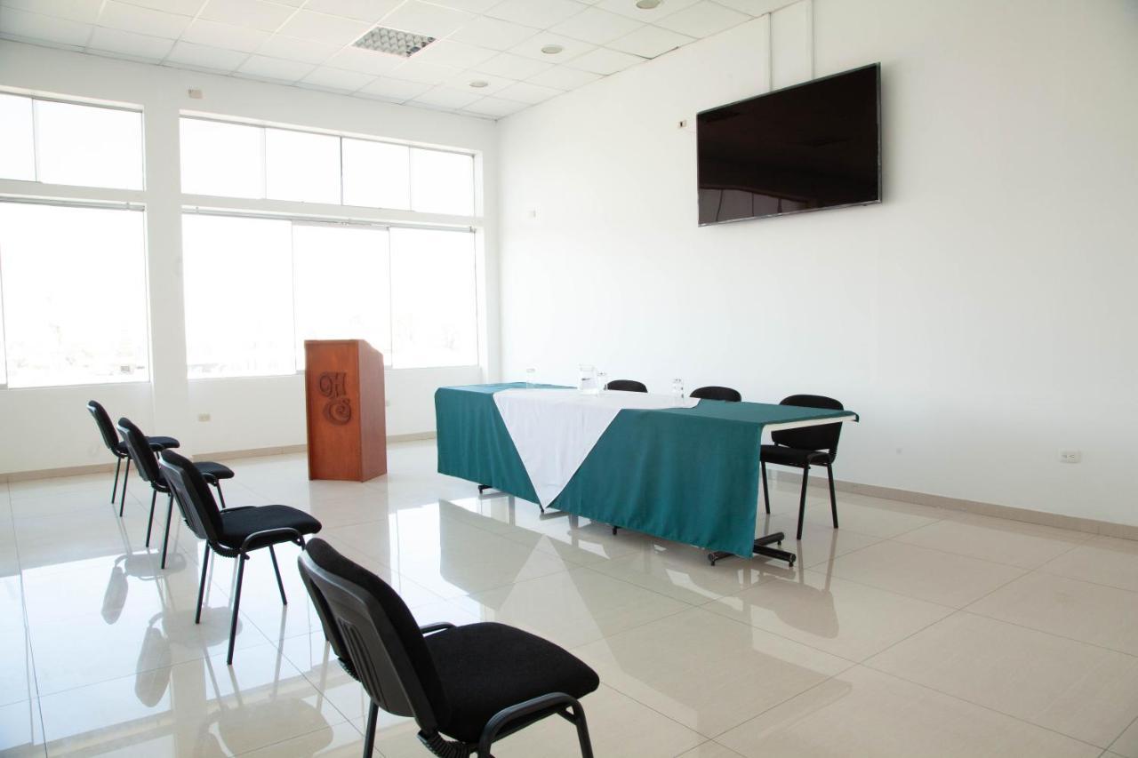Holiday Suites Tacna Extérieur photo