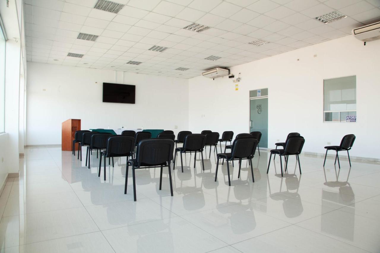 Holiday Suites Tacna Extérieur photo