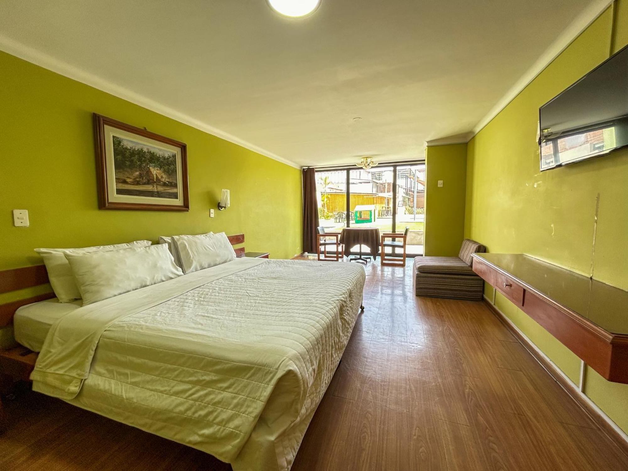 Holiday Suites Tacna Chambre photo