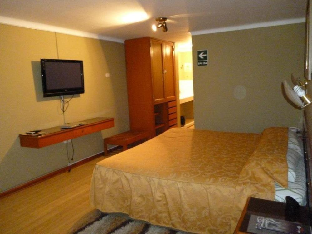 Holiday Suites Tacna Extérieur photo